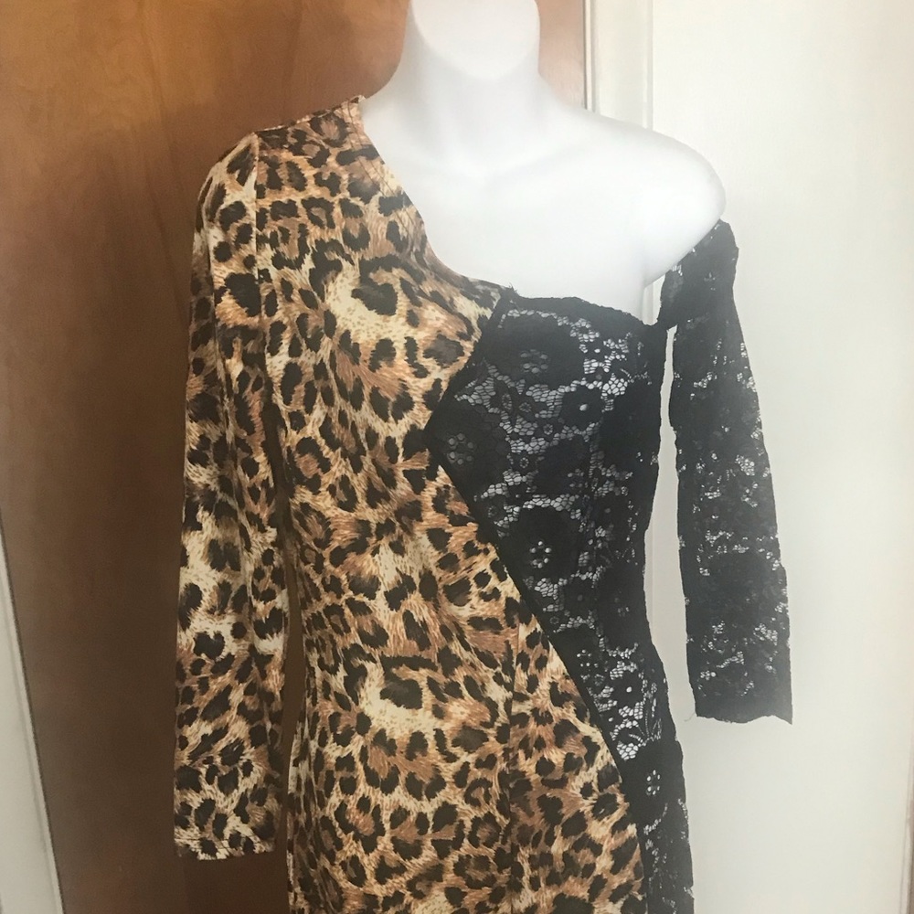 Off Shoulder Cheetah Black Lace Jumpsuit Medium 10 - Picture 2 of 8